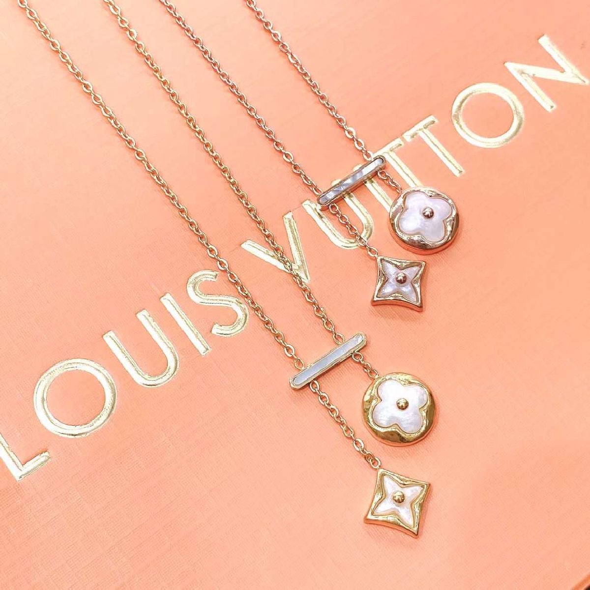 Clover Rose Gold Stainless Steel Necklace Pendant Chain For Women