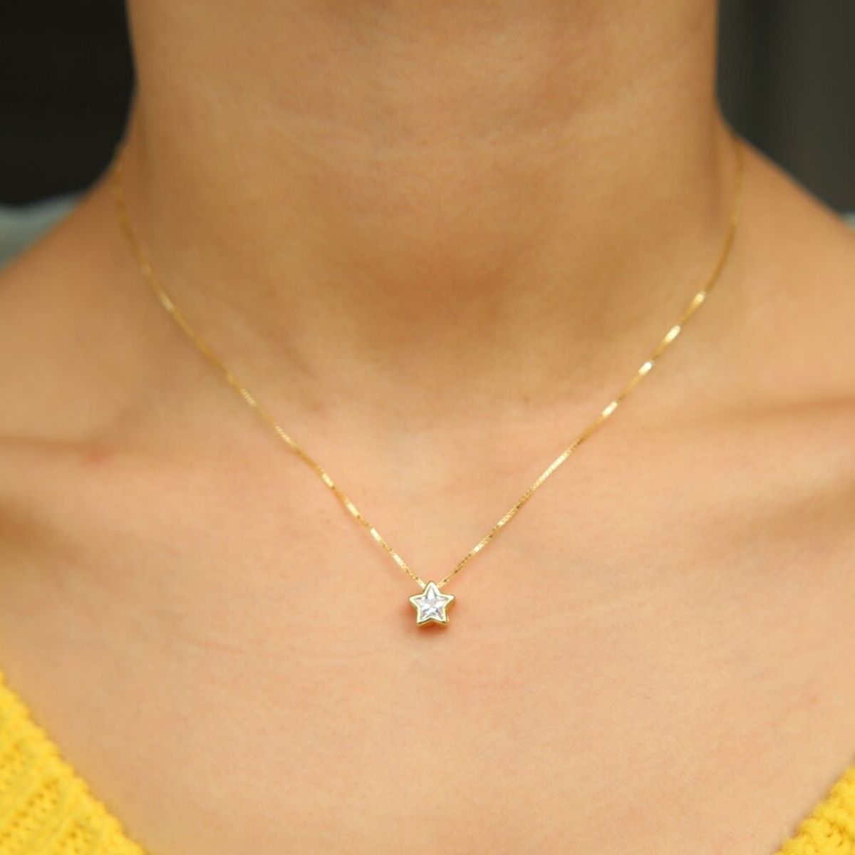 Star Bezel Set Dainty Solitaire Cubic Zirconia 18K Gold Pendant Necklace Chain For Women