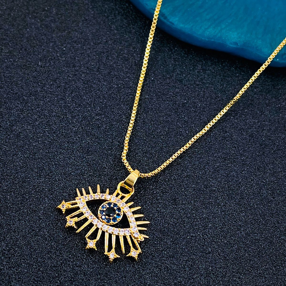Yaniv Fine Jewelry 18K Yellow Gold Evil Eye Diamond Pendant, Jewish Jewelry  | Judaica WebStore
