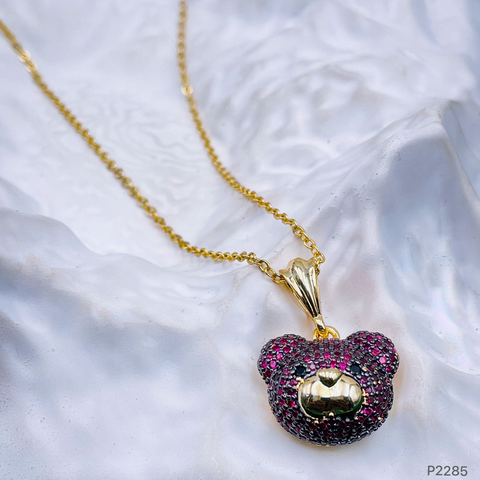 Stainless Steel Casting Jewelry Cute Teddy Bear Pendant Necklace - China  Stainless Steel Necklace and Fashion Necklace price | Made-in-China.com