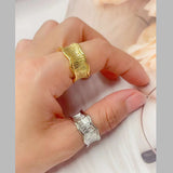 Curly Band Glossy 18K Gold Anti Tarnish Open Back Free Size Ring For Women