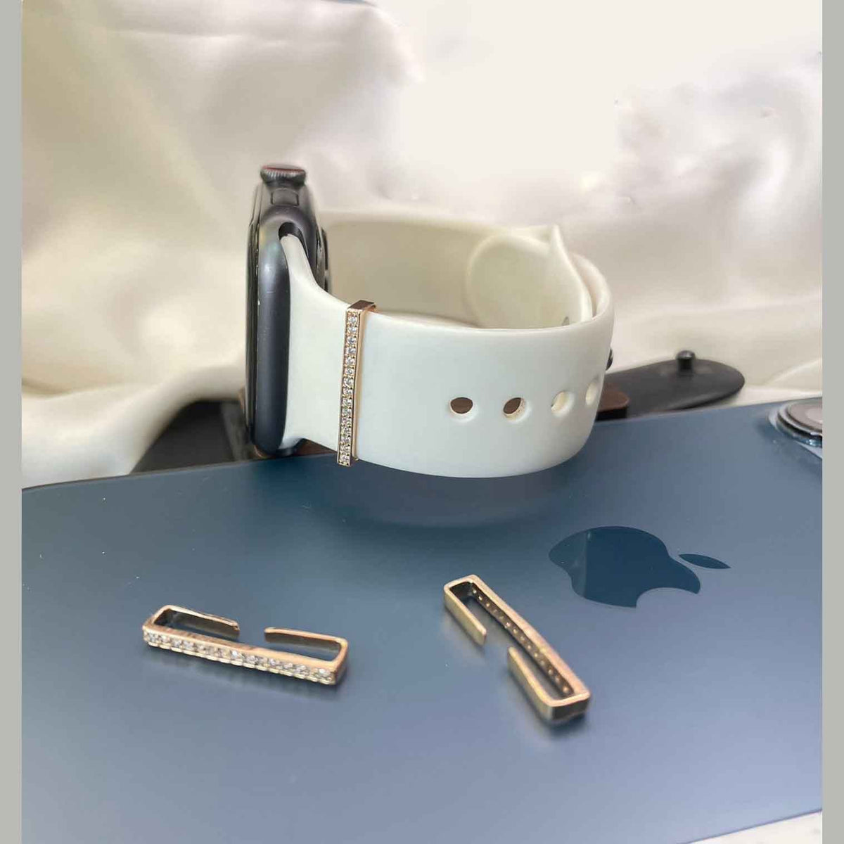 Cubic Zirconia 18K Rose-Gold Anti Tarnish 1 Piece Watch Charm Band For Women